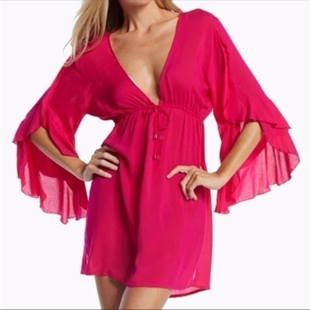 NWT- Elan Women’s Stylish V Neck Tunic With Bell Sleeve - Picture 2 of 5